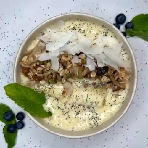 Smoothie Bowl Piña Coco 16 Oz