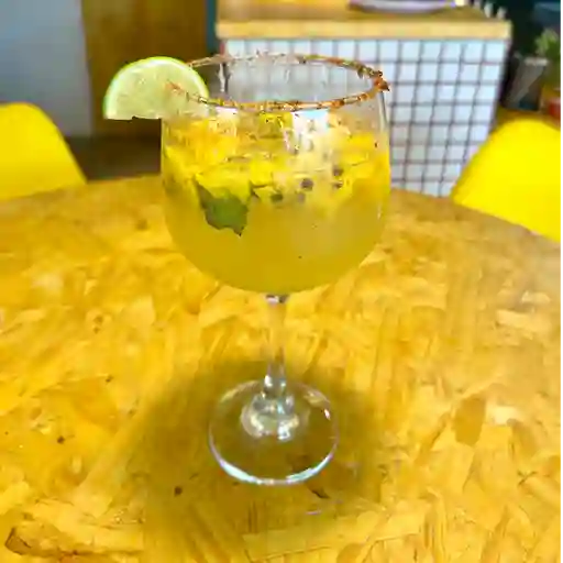 Soda frutos amarillos