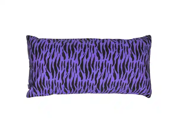 Cojín Con Joven Morado 30 x 60 Casaideas