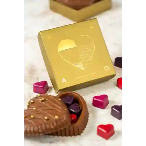 Chocolate en Forma de Cofre Corazón