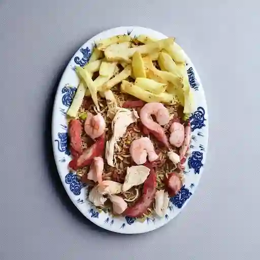 Arroz con Cerdo, Pollo y Camarones