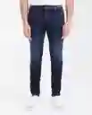 Jean Slim Fit- Famous Azul Clásico Oscuro Talla 32/32 Chevignon