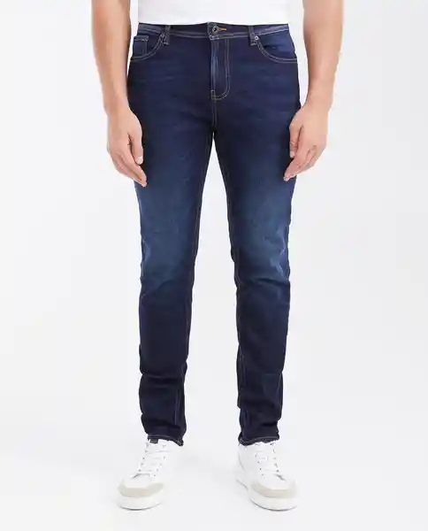 Jean Slim Fit- Famous Azul Clásico Oscuro Talla 32/32 Chevignon