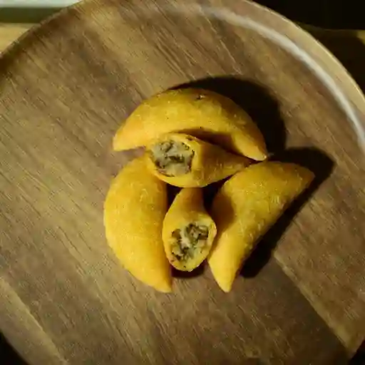Empanada pequeña de papa