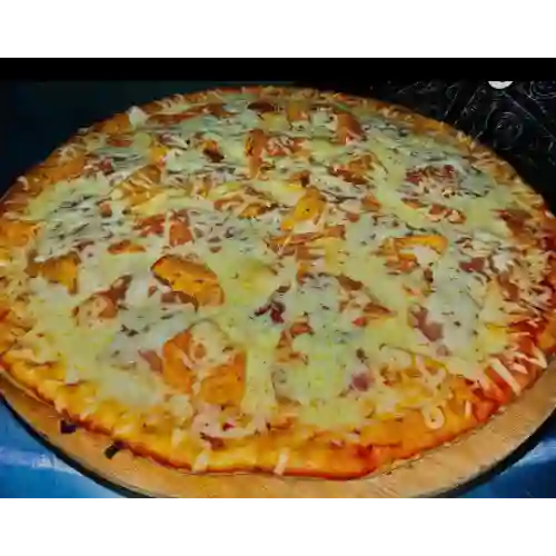 Pizza Doritos y Peperoni 8 Porciones