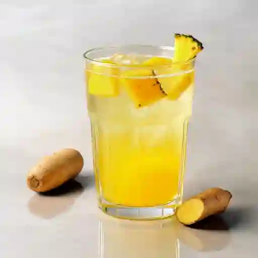 Limonada Con Pina Y Jengibre