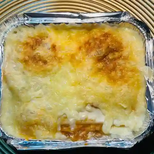 Lasagña Boloñesa + Gaseosa