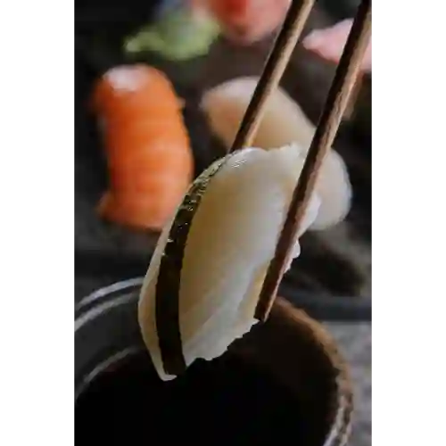 Nigiri Calamar