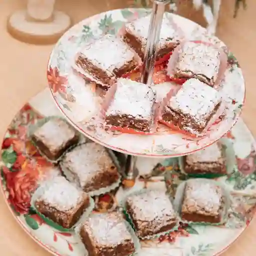 Caja de mini brownies