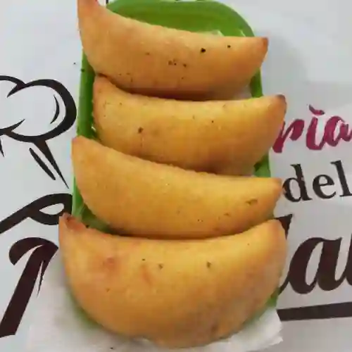 Empanadas de Carne O Pollo X10