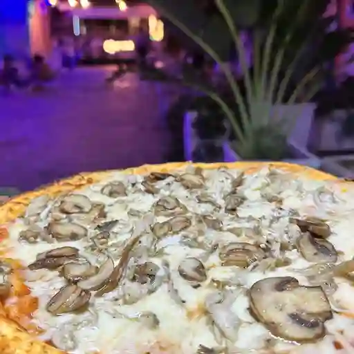 Pollo y champiñones