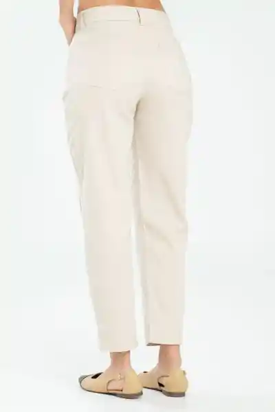 Pantalón Mom Cinco Bolsillos Color Beige Claro Talla 8 Ragged
