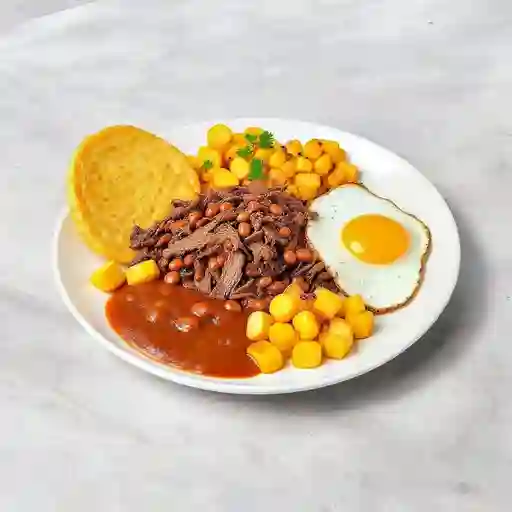 Calentado (A Escoger Frijoles O Lentejas)