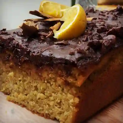 Porción de Torta Sin Gluten de Naranja