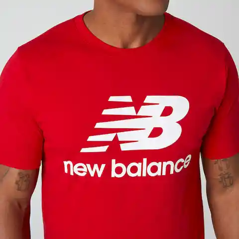 Newbalance Camiseta Menos Essentials Para Hombre Rojo Talla S