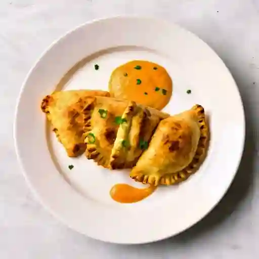 Empanadas con Aji de Mani