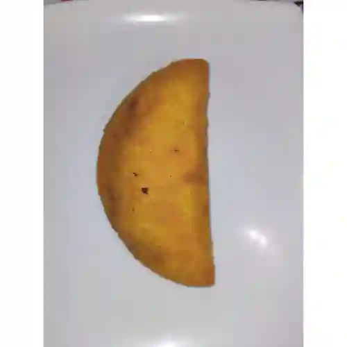 Empanada de Carne O Pollo