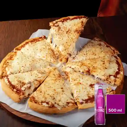Combo Pizza Queso Bocadillo + Uva Postobon 500 ml