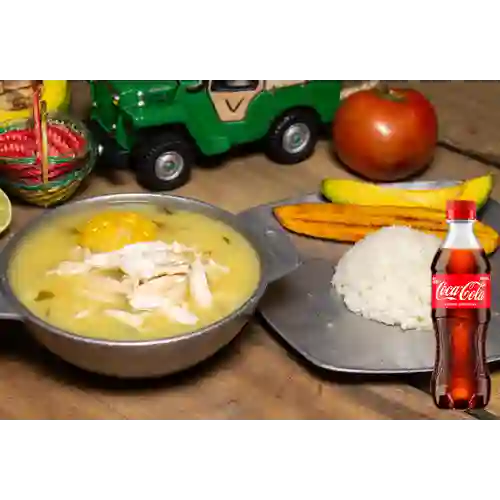 Combo Ajiaco + Coca Cola Original 400 ml