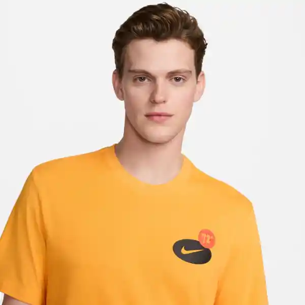 Nike Camiseta M Df Tee 3mo Gfx Para Hombre Amarillo Talla M