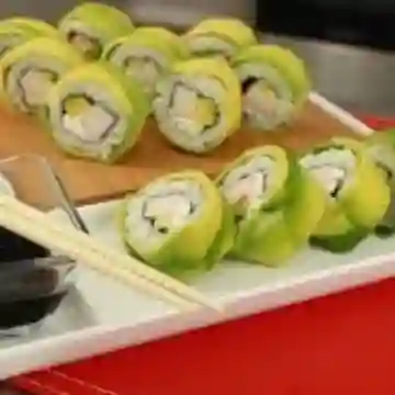 Sushi Avocado Rol