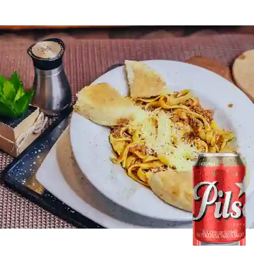 Combo Pasta en Salsa Bolognesa + Pilsen 355 ml