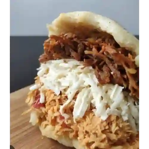 Arepa Pollo-carne