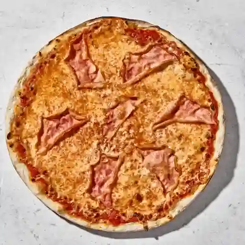 Pizza de jamón y queso