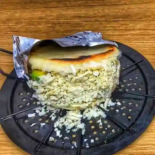 Arepa de Carne Mechada