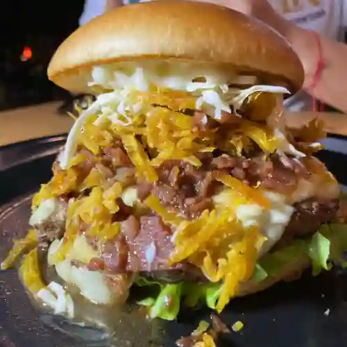 Reina Tropical Burger