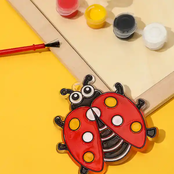 Miniso Set Para Pintar de Atrapasueños Forma de Mariquita