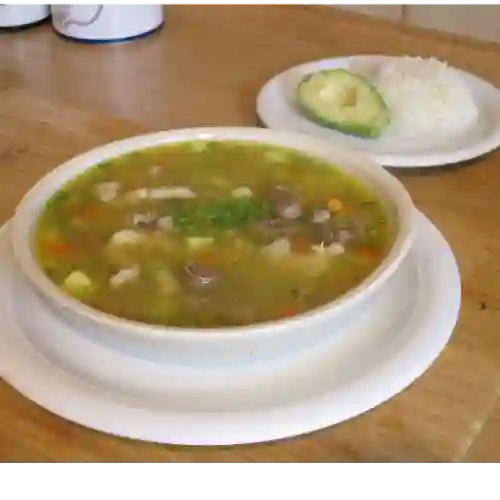 Sopa de Menudencias