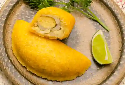 Empanada Especial de Pollo.