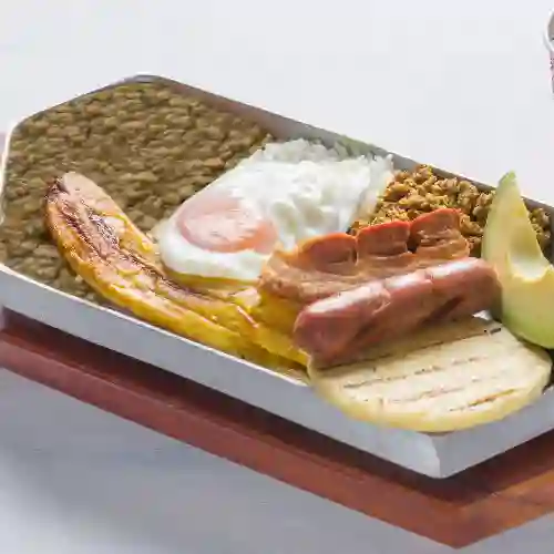 Bandeja Montañera + Limonada