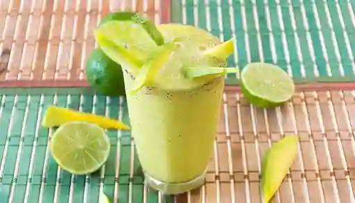 Limonada Mango Biche 10 Oz