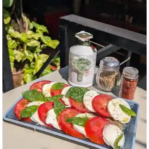 Caprese Di Mozzarella Di Bufala
