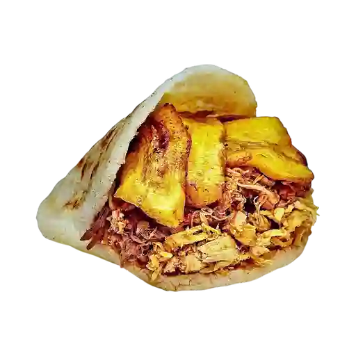 Arepa Mixta + Tajada