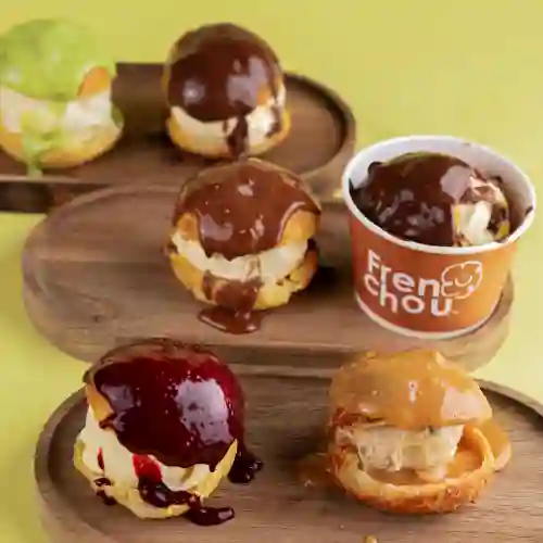 Profiteroles