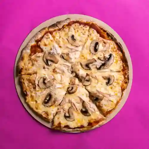 Pizza Pollo con Champiñones Mediana