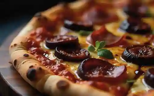 Pizza de Ciruela y Tocineta