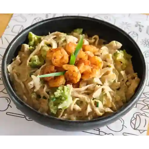 Creamy Pasta With Shrimp & Broccoli