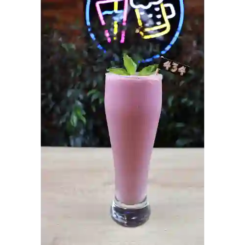 Jugos Naturales en Leche