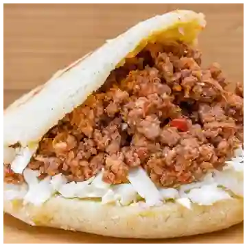 Arepa con Carne Molida