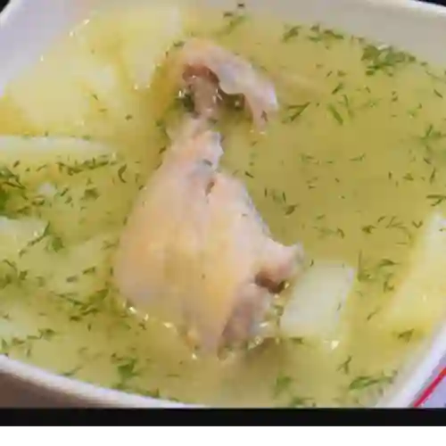 Caldo de Pollo
