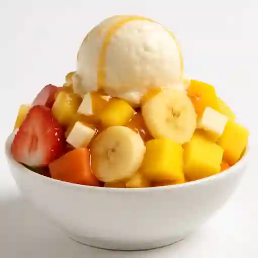 Ensalada de Frutas con Helado