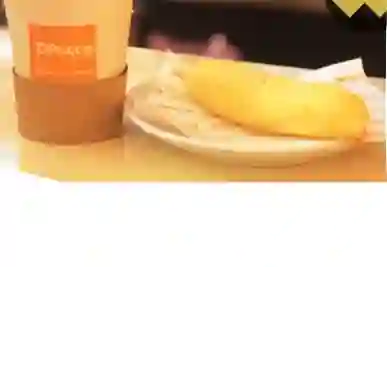 Capuchino 9 Onzas + Acompañamiento