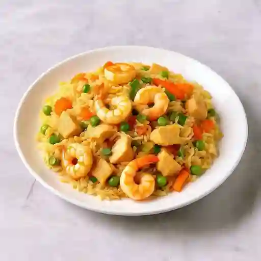 Arroz Chino con Pollo y Camarón