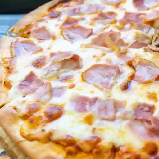 Pizza boloñesa