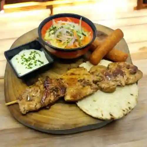 Chuzos (cerdo, Pollo O Mixto)