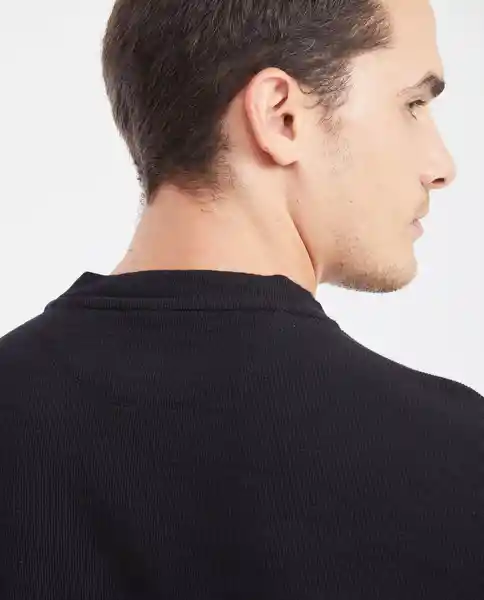 Camiseta Long Sleeve Negro Sombrio Ultraoscuro T S Chevignon